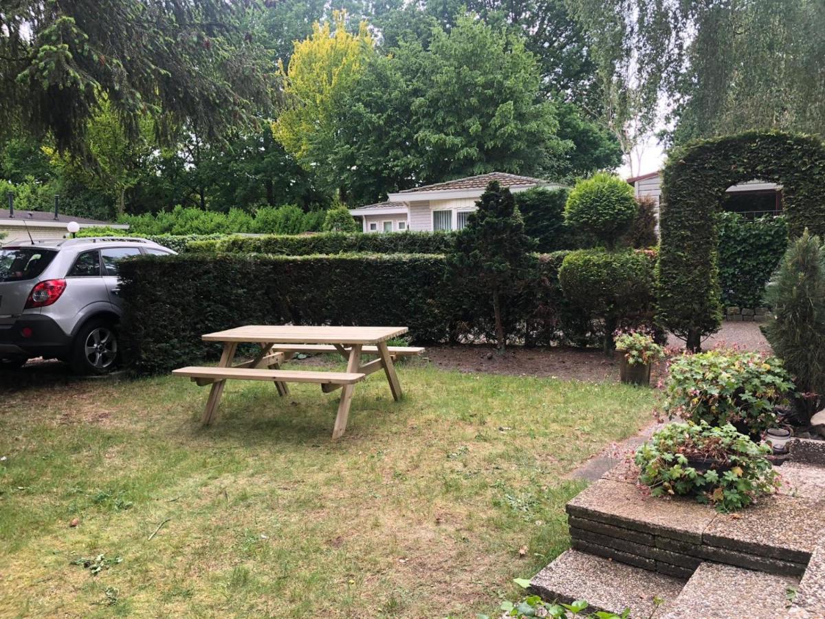 Cottage house Putten Exterior photo